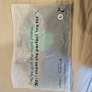 Willow pumping/nursing bra made by the dairy fairy